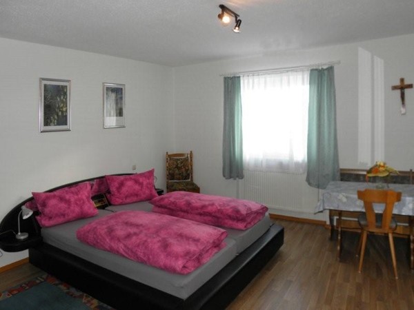 wohnung1_4.jpg (44759 Byte)